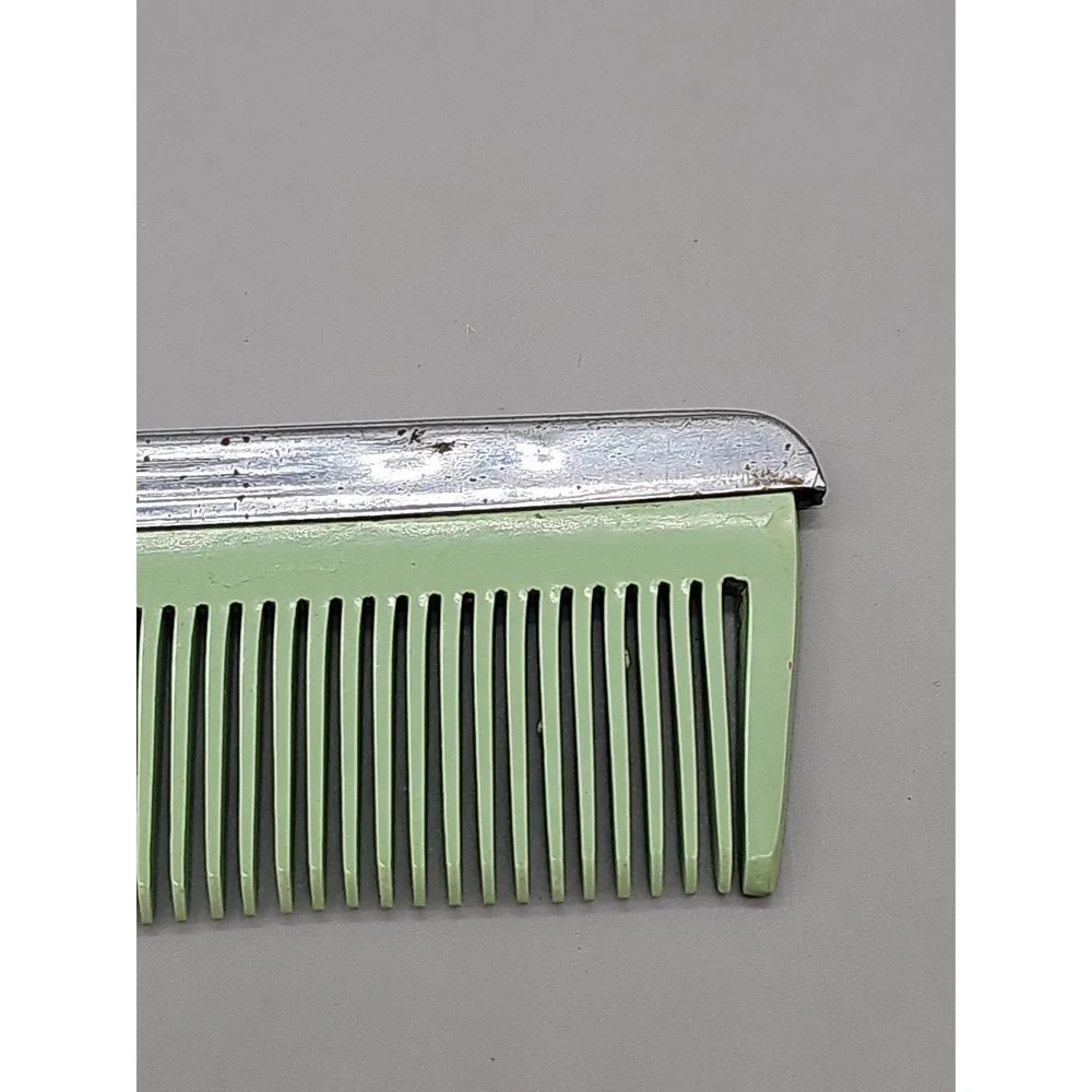 Vintage 7 in‎ Green Plastic Nylon Comb Metal Silver Top EUC